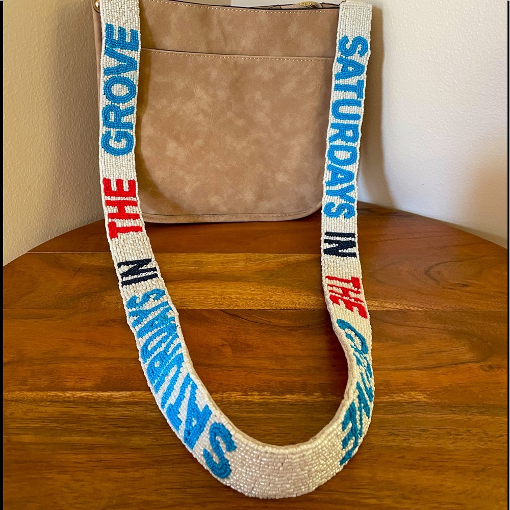 ❤️💙RESTOCK!!! NEW Ole Miss Rebels SATURDAYS IN THE GROVE Beaded Purse Strap